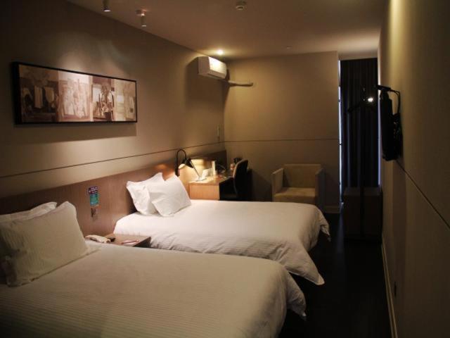 Jinjiang Inn Select Jiaxing Wanda Plaza ภายนอก รูปภาพ